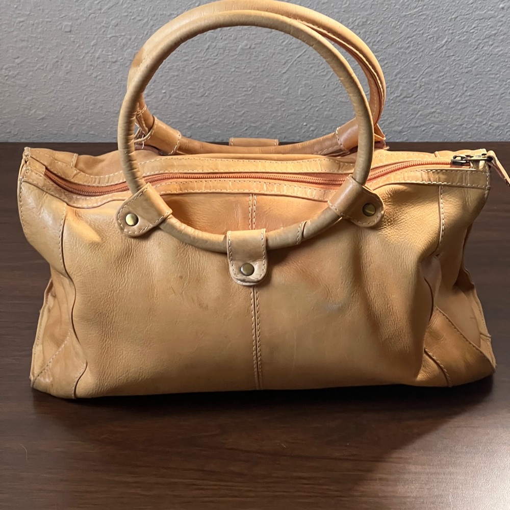 Vintage NorthStyle Leather Tote in Camel - Picture 3 of 14